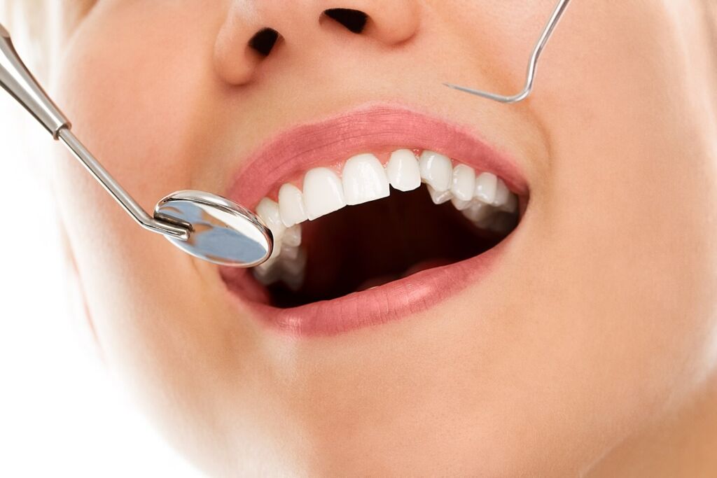 רופא שיניים מומחה לטיפולי שורש
